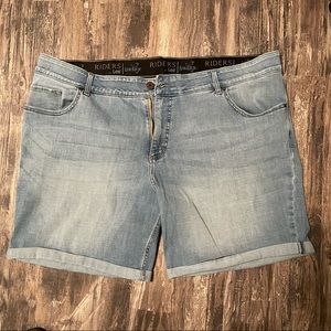 Riders by Lee:  Jean shorts in Indigo color (like new)